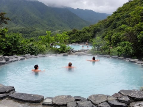 الصحة من خلال الينابيع الساخنة