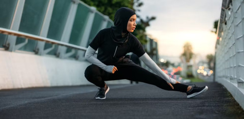 موضة الملابس الرياضية الجديدة للمحجبات في 2025