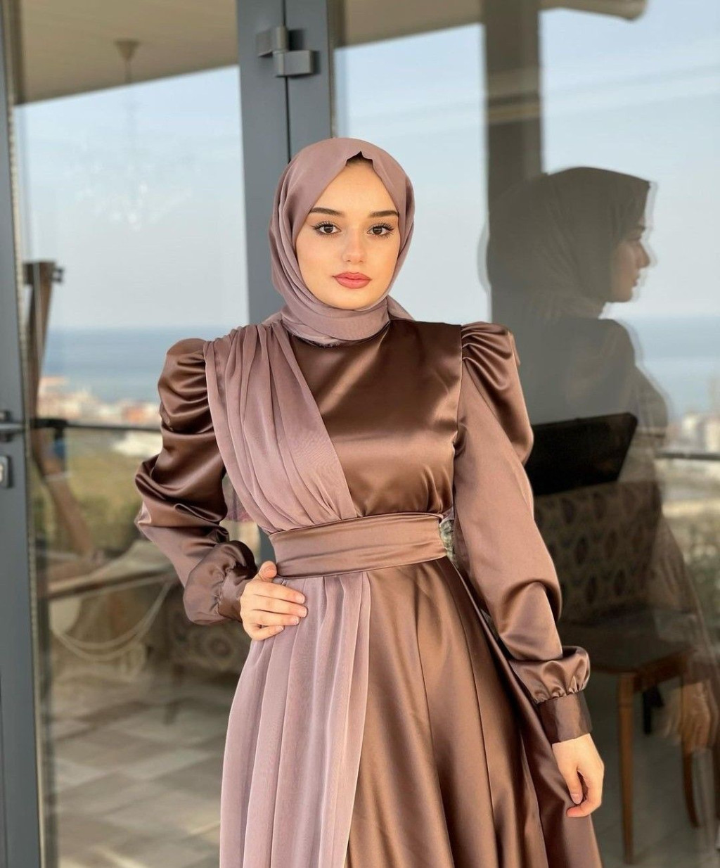 أفضل تصميمات الفساتين في 2025