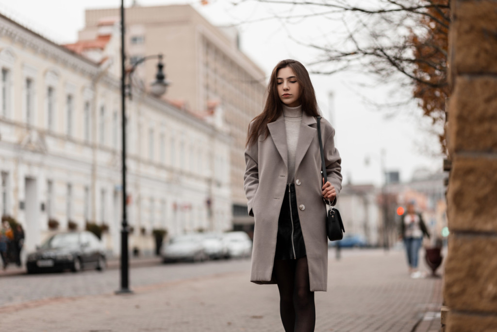 إطلالتك الشتوية في 2025